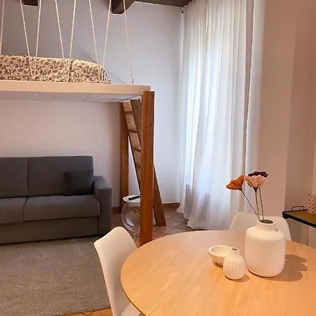 In Centro Storico L&l House 이몰라