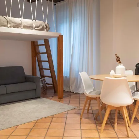 In Centro Storico L&l House Apartment Imola